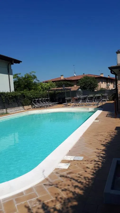 Residence Buca Di Bacco Volta Mantovana Aparthotel