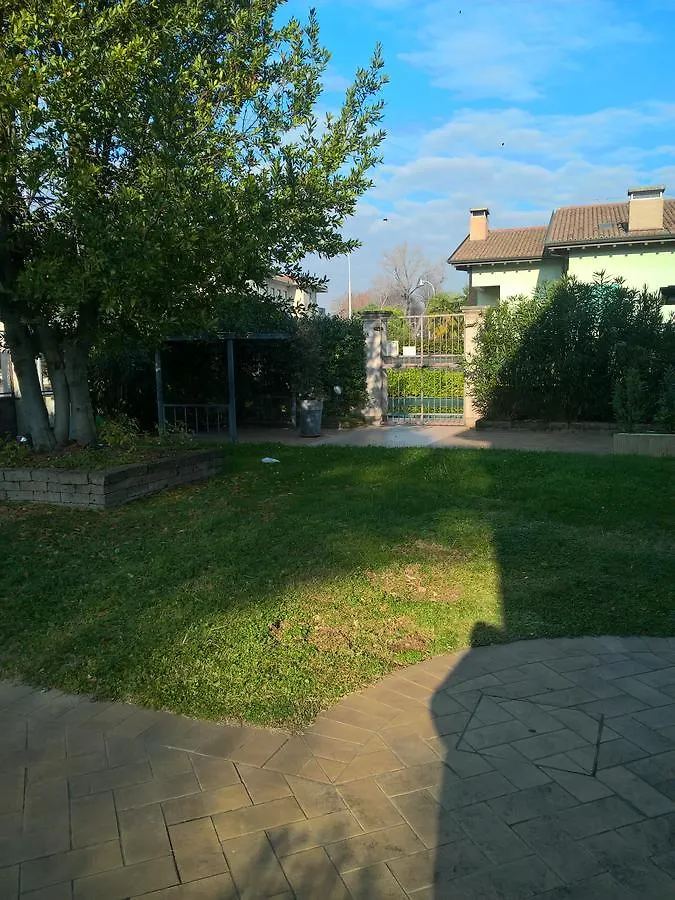 *** Aparthotel Residence Buca Di Bacco Volta Mantovana Italy